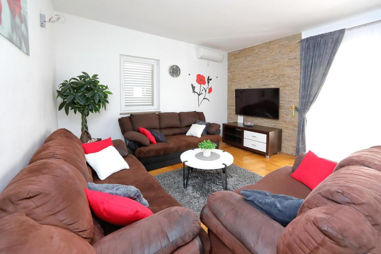 Apartments With A Parking Space Bibinje, Zadar - 14436 Εξωτερικό φωτογραφία