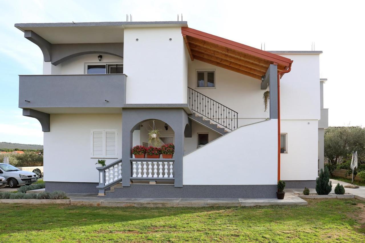 Apartments With A Parking Space Bibinje, Zadar - 14436 Εξωτερικό φωτογραφία
